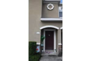 2006 GREENWOOD VALLEY DRIVE, PLANT CITY, FL 33563 Sold 01/02/25