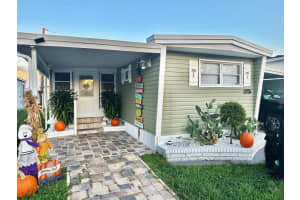 11157 102nd Way #213, LARGO