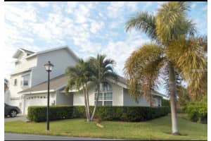 11722 CURRIE LANE, LARGO, FL 33774 Sold 11/27/24