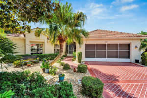 1929 PEBBLE BEACH BOULEVARD, SUN CITY CENTER, FL 33573 Sold 01/03/25