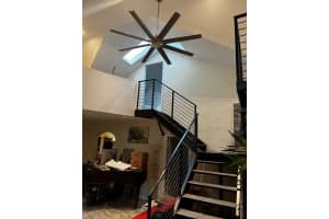 1039 15TH AVENUE, ST PETERSBURG, FL 33704 Sold 01/09/25