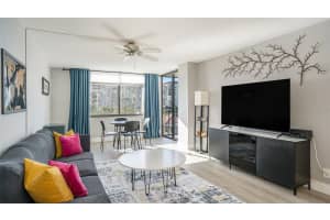 6269 PALMA DEL MAR BOULEVARD, SAINT PETERSBURG, FL 33715 Sold 11/25/24