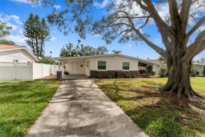 4201 DES MOINES STREET, SAINT PETERSBURG, FL 33703 Sold 11/27/24