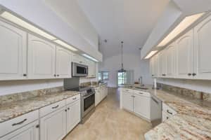 332 NORTHWAY DRIVE, SUN CITY CENTER, FL 33573 Sold 12/23/24
