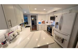 1001 MCLEAN STREET, DUNEDIN, FL 34698 Sold 11/25/24