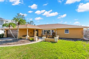 6331 4TH PALM POINT, ST PETE BEACH, FL 33706 Sold 11/18/24