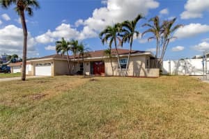 8045 13TH AVE S, ST PETERSBURG, FL 33707 Sold 01/06/25
