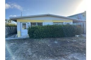 11435 1ST STREET, TREASURE ISLAND, FL 33706 Sold 12/04/24