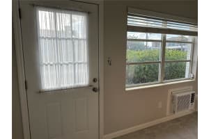 11435 1ST STREET, TREASURE ISLAND, FL 33706 Sold 12/04/24