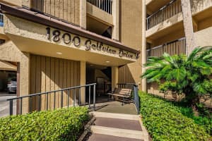 1835 GOLFVIEW DRIVE, TARPON SPRINGS, FL 34689 Sold 02/28/25