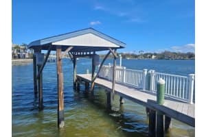 7821 3RD AVENUE, SAINT PETERSBURG, FL 33707 Sold 11/08/24