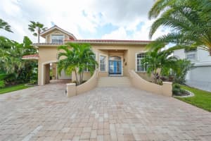 1022 SONATA LANE, APOLLO BEACH, FL 33572 Sold 01/07/25