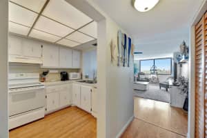 6269 PALMA DEL MAR BOULEVARD, SAINT PETERSBURG, FL 33715 Sold 01/30/25