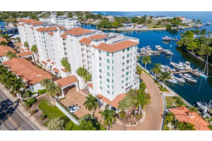 1325 SNELL ISLE BOULEVARD, ST PETERSBURG, FL 33704 Sold 12/09/24