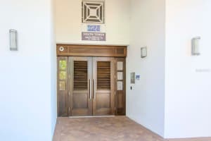 1325 SNELL ISLE BOULEVARD, ST PETERSBURG, FL 33704 Sold 12/09/24