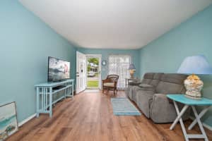 1069 LOCH HAVEN DRIVE, DUNEDIN, FL 34698 Sold 11/07/24