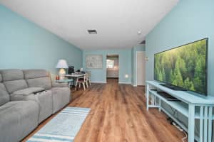 1069 LOCH HAVEN DRIVE, DUNEDIN, FL 34698 Sold 11/07/24