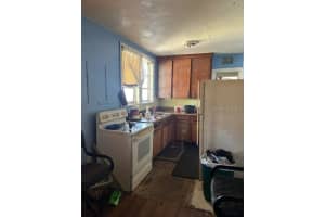 1525 13TH AVENUE, ST PETERSBURG, FL 33705 Sold 11/12/24
