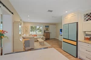 1738 SAN MATEO DRIVE, DUNEDIN, FL 34698 Sold 01/31/25