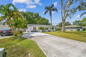 1515 RUSSELL AVENUE, SARASOTA, FL 34232 Sold 12/13/24