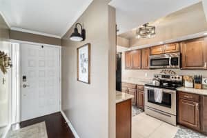 3165 LANDMARK DRIVE, CLEARWATER, FL 33761 Sold 03/07/25
