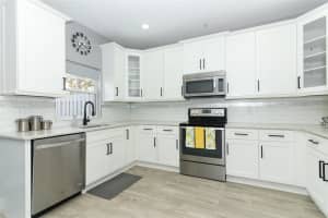 7126 REGINA WAY, ORLANDO, FL 32819 - MLS#MFRTB8312299