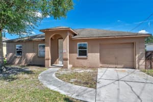411 RED HAWK LOOP, WINTER HAVEN, FL 33880 Sold 11/15/24