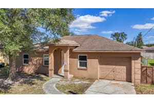 411 RED HAWK LOOP, WINTER HAVEN, FL 33880 Sold 11/15/24