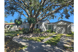 2905 13TH STREET, SAINT PETERSBURG, FL 33704 Sold 02/13/25
