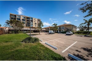 6104 PALMA DEL MAR BOULEVARD, SAINT PETERSBURG, FL 33715 Sold 01/22/25
