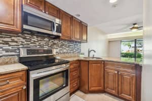 36750 US HIGHWAY 19 N #19106, PALM HARBOR, FL 34684 - MLS#MFRTB8312447