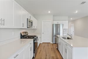 2288 CANYON OAK DRIVE, DAVENPORT, FL 33837 Sold 05/22/25