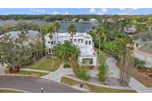 2905 SAFE HARBOR DRIVE, TAMPA, FL 33618 - MLS#MFRTB8312578