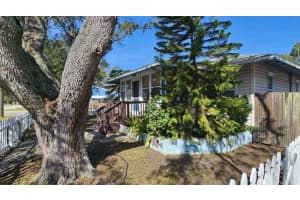 5029 9TH AVENUE, GULFPORT, FL 33707 Sold 12/06/24