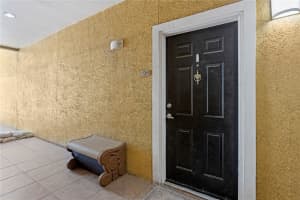 2010 PALM AVENUE, TAMPA, FL 33605 Sold 02/25/25