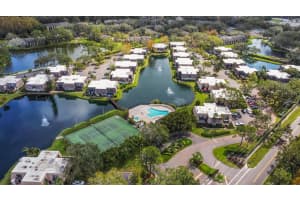 15224 POND WOODS DRIVE, TAMPA, FL 33618 Sold 12/17/24