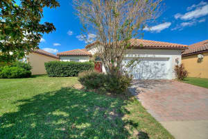351 VILLA SORRENTO CIRCLE, HAINES CITY, FL 33844 Sold 12/31/24