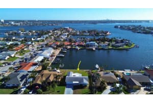 6371 2ND PALM POINT, ST PETE BEACH, FL 33706 Sold 11/08/24