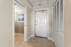 5200 BRITTANY DRIVE, SAINT PETERSBURG, FL 33715 - MLS#MFRTB8313152