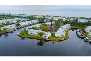 5129 SALMON DRIVE, SAINT PETERSBURG, FL 33705 Sold 03/07/25