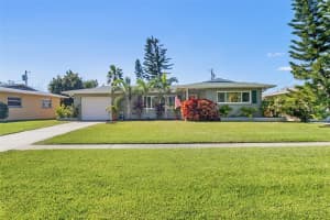 552 SEACREST DRIVE, LARGO, FL 33771 Sold 01/24/25