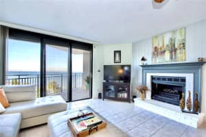 2618 GULF BOULEVARD, INDIAN ROCKS BEACH, FL 33785 Sold 07/24/25