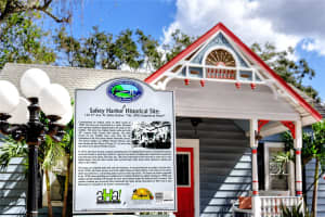 136 4TH AVENUE, SAFETY HARBOR, FL 34695 Sold 12/18/24
