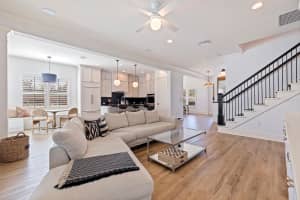 701 ALDA WAY NE, ST PETERSBURG, FL 33704 Sold 01/31/25