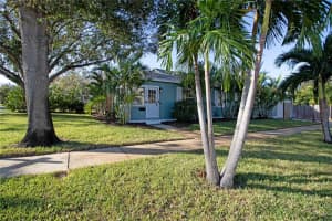 646 50TH STREET, SAINT PETERSBURG, FL 33710 Sold 12/13/24