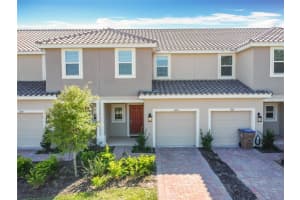 1284 LAGO VISTA COURT, KISSIMMEE, FL 34746 Sold 03/17/25