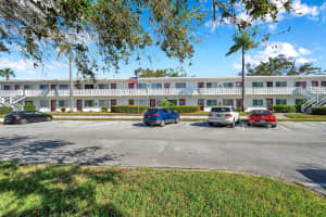 8425 112TH STREET, SEMINOLE, FL 33772 Sold 01/10/25