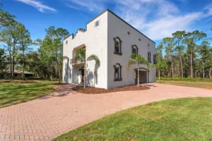 4601 LOG CABIN DRIVE, LAKELAND, FL 33810 Sold 12/19/24