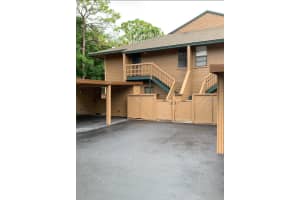 1008 LENNOX ROAD, PALM HARBOR, FL 34683 Sold 04/10/25