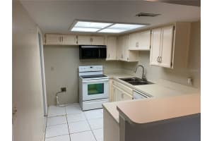 1008 LENNOX ROAD, PALM HARBOR, FL 34683 Sold 04/10/25